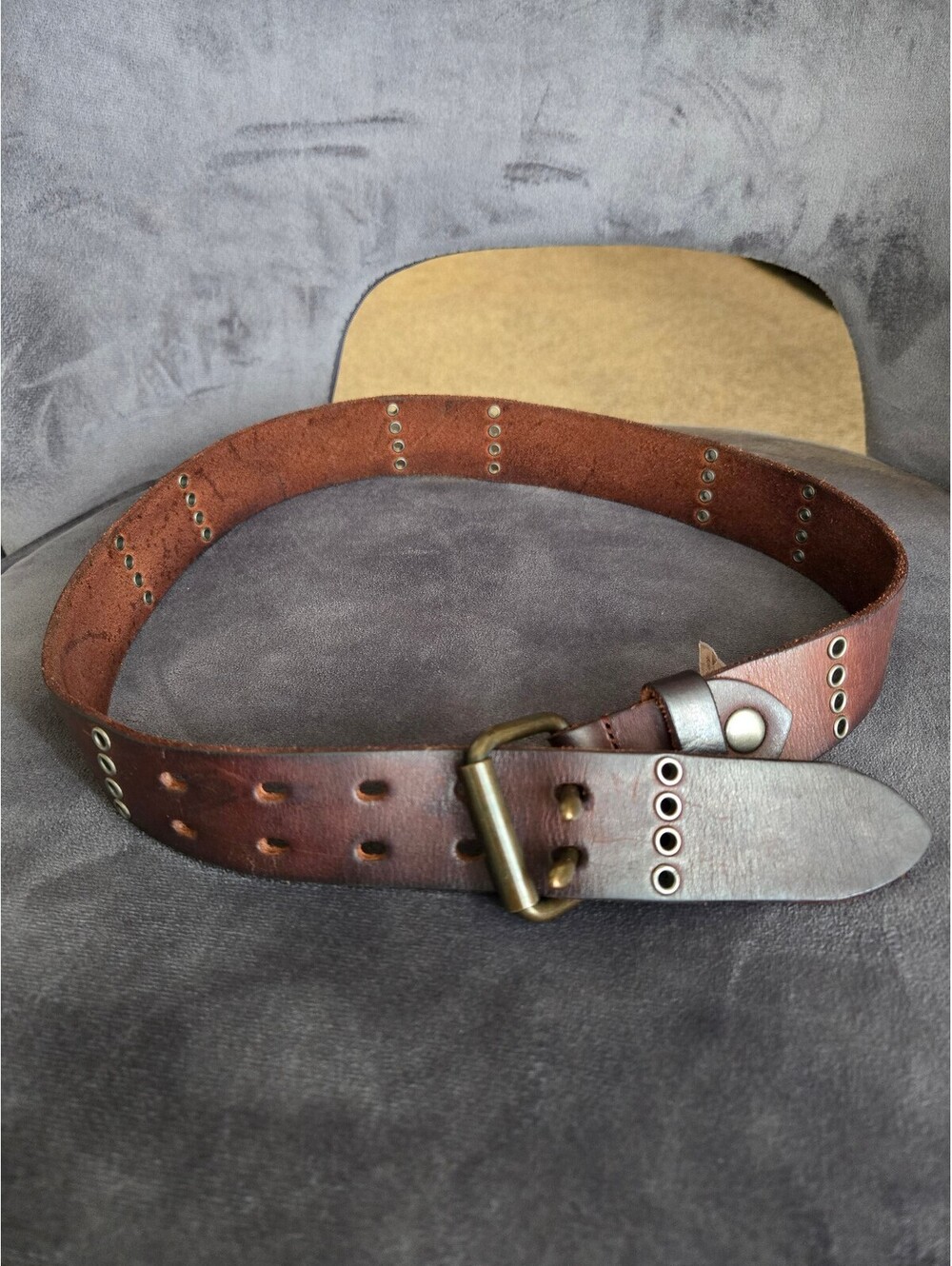 Gap Genuine Brown Leather Grommet Double Prong Belt Size 30 M Vintage Y2K